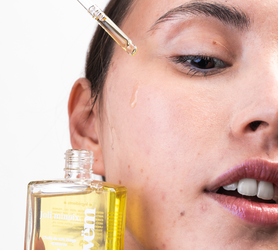 L’huile de noix pour l’eczéma, la rosacée et les rougeurs : que disent vraiment les études ?