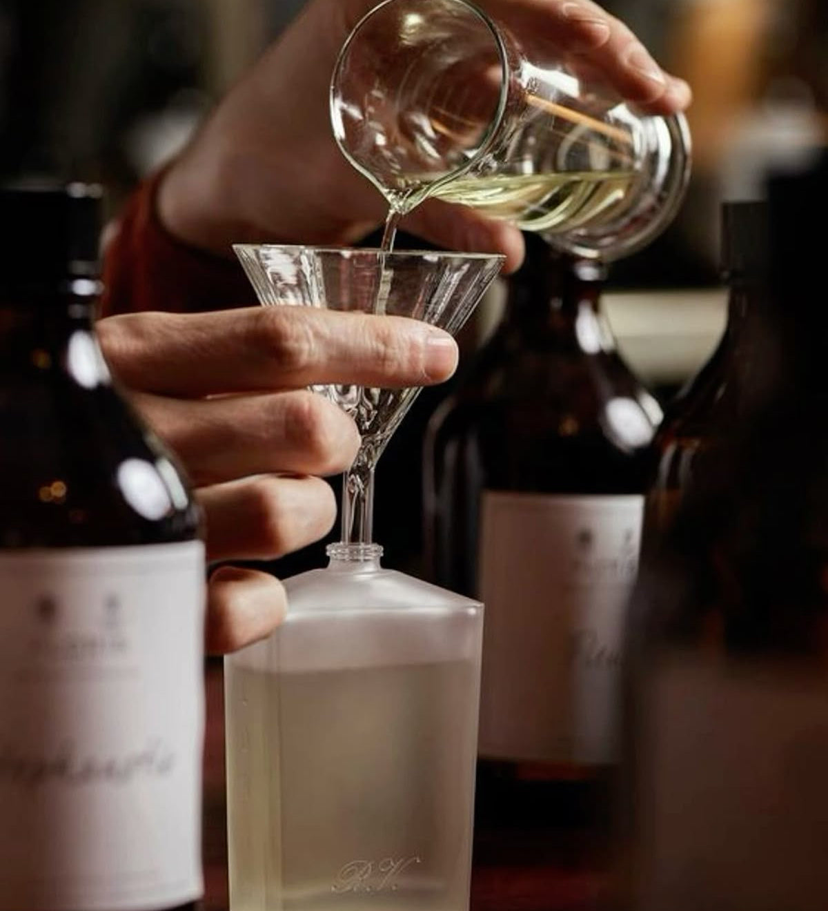 gestes-massage-facial-drainage-lymphatique-mains