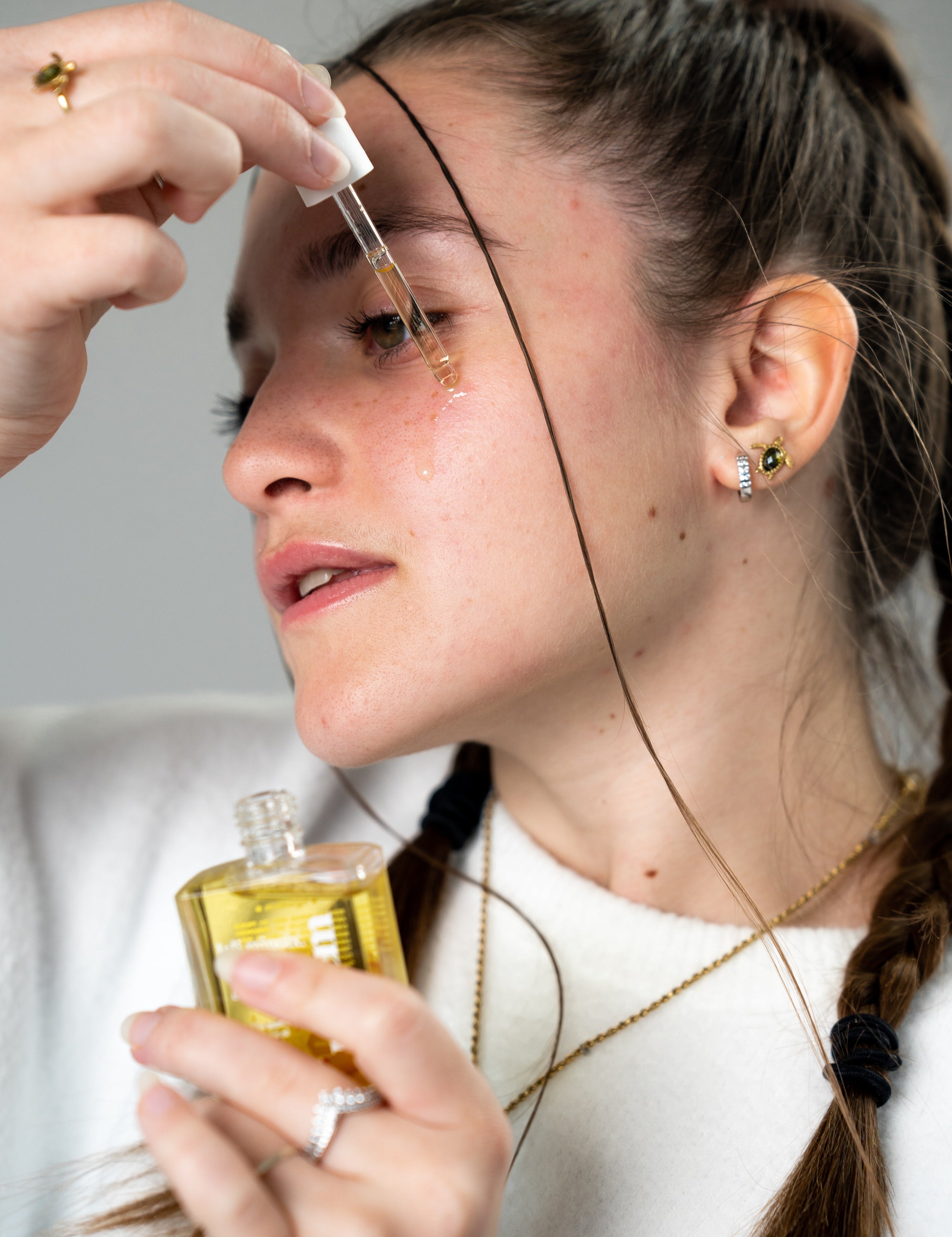 Peut-on utiliser l’huile de noix sur le visage ?