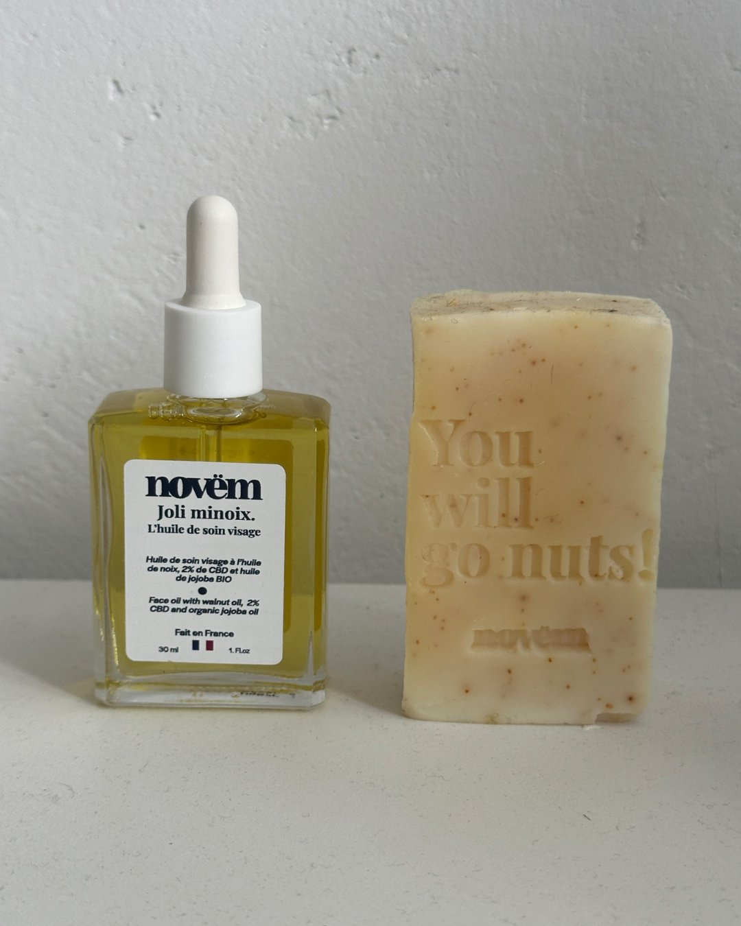 Les Bienfaits des Cosmétiques Naturels pour les Peaux Sensibles : Pourquoi Opter pour des Soins à Base de Noix ? - Novëm