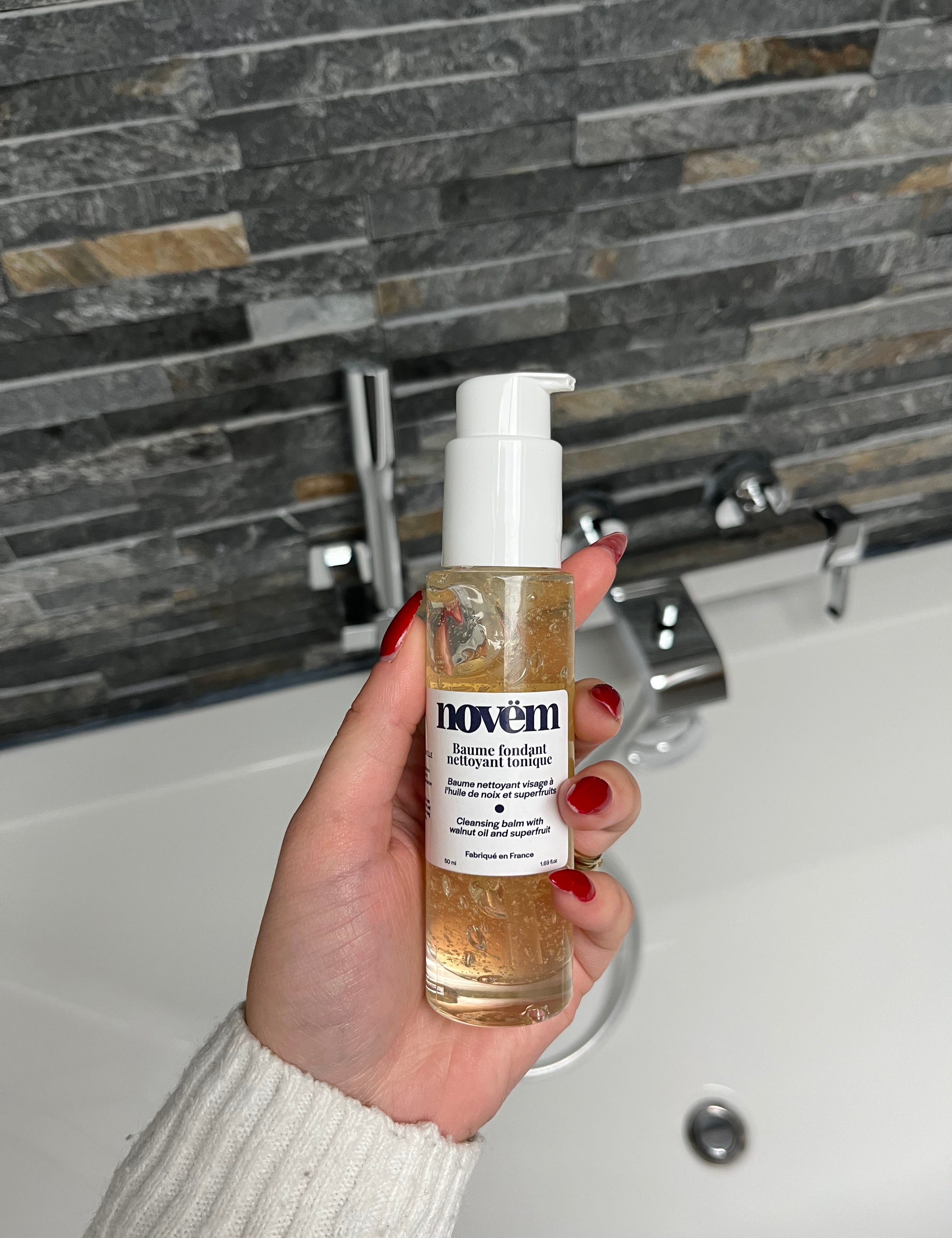Zoom sur notre baume nettoyant - Novëm