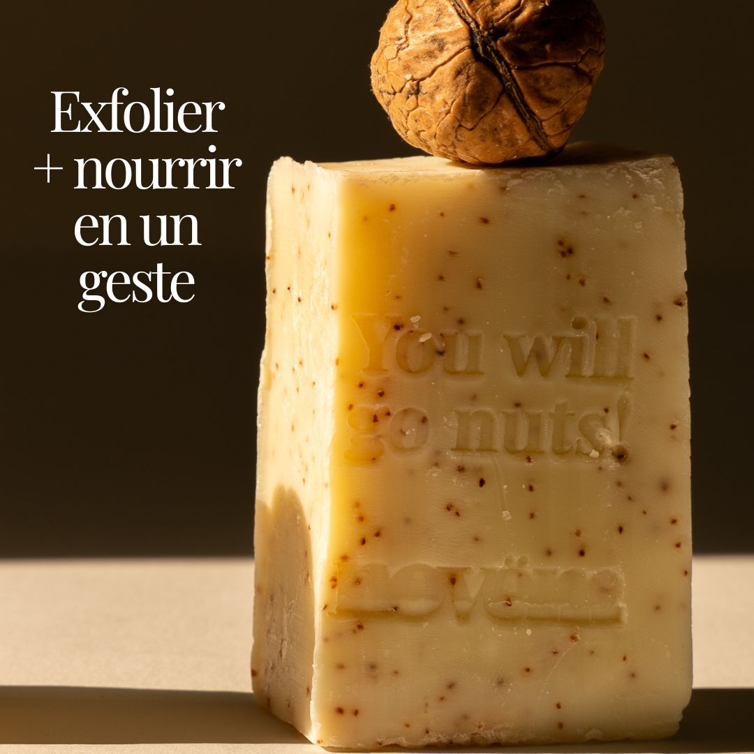 Savon solide exfoliant pour le corps à la poudre de coquille de Noix de Grenoble