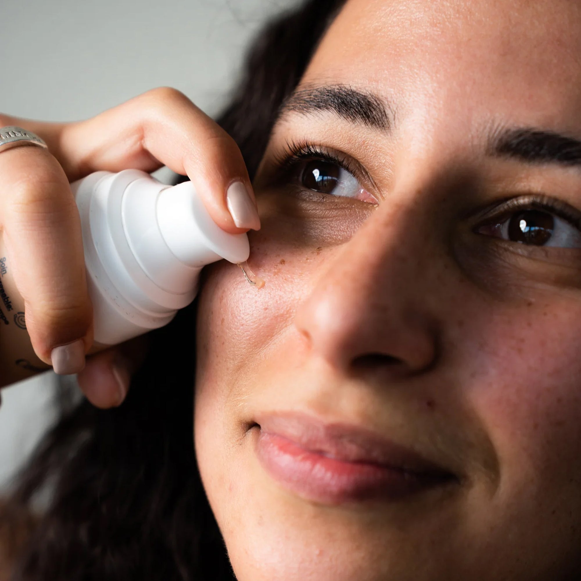 Baume Démaquillant & Nettoyant à l'huile de Noix – Peaux Sensible