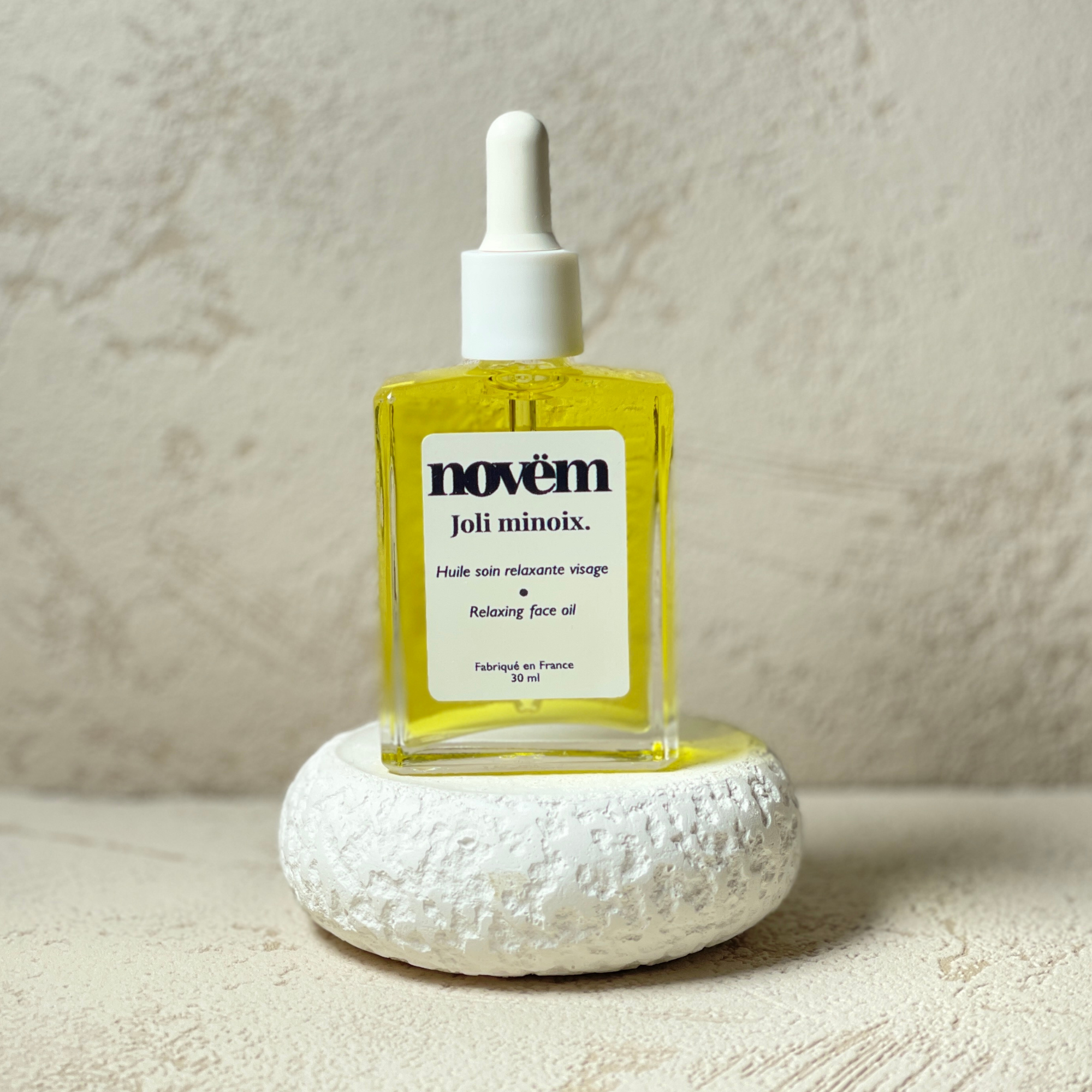 Huile_de_soin_visage_Joli_Minoix_Novëm